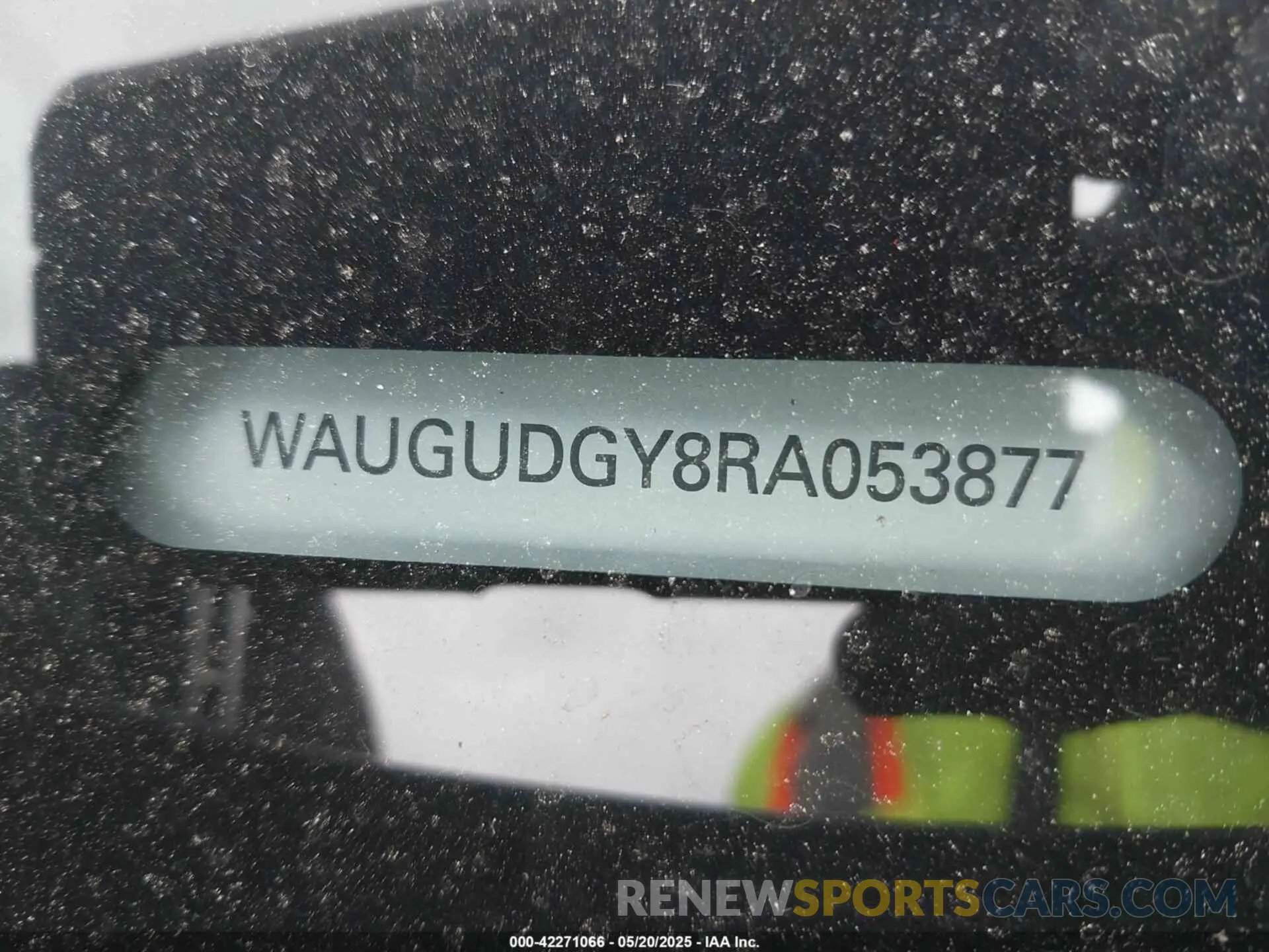 17 fotografías del automóvil dañado WAUGUDGY8RA053877 AUDI A3 2024