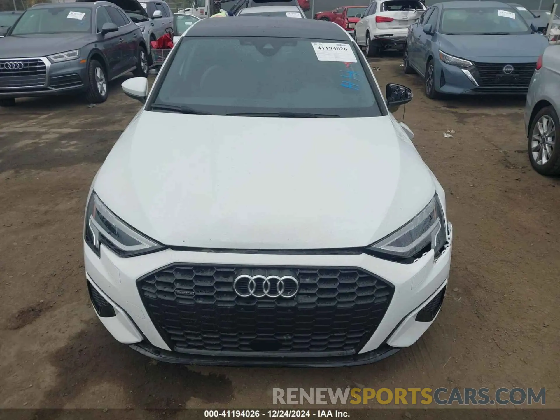 13 fotografías del automóvil dañado WAUGUDGYXRA134735 AUDI A3 2024