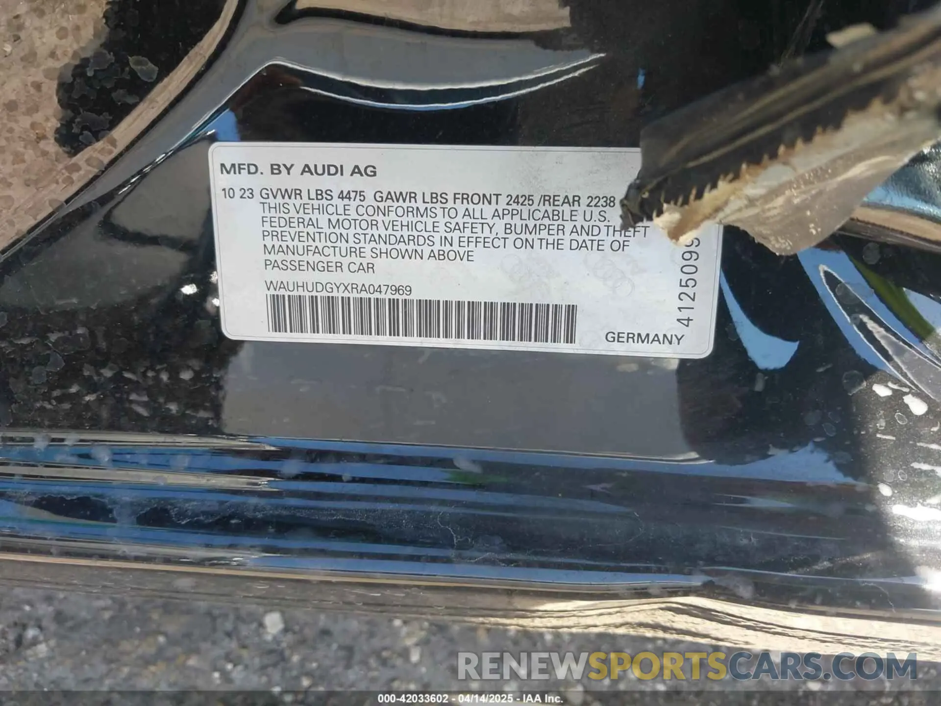 9 fotografías del automóvil dañado WAUHUDGYXRA047969 AUDI A3 2024