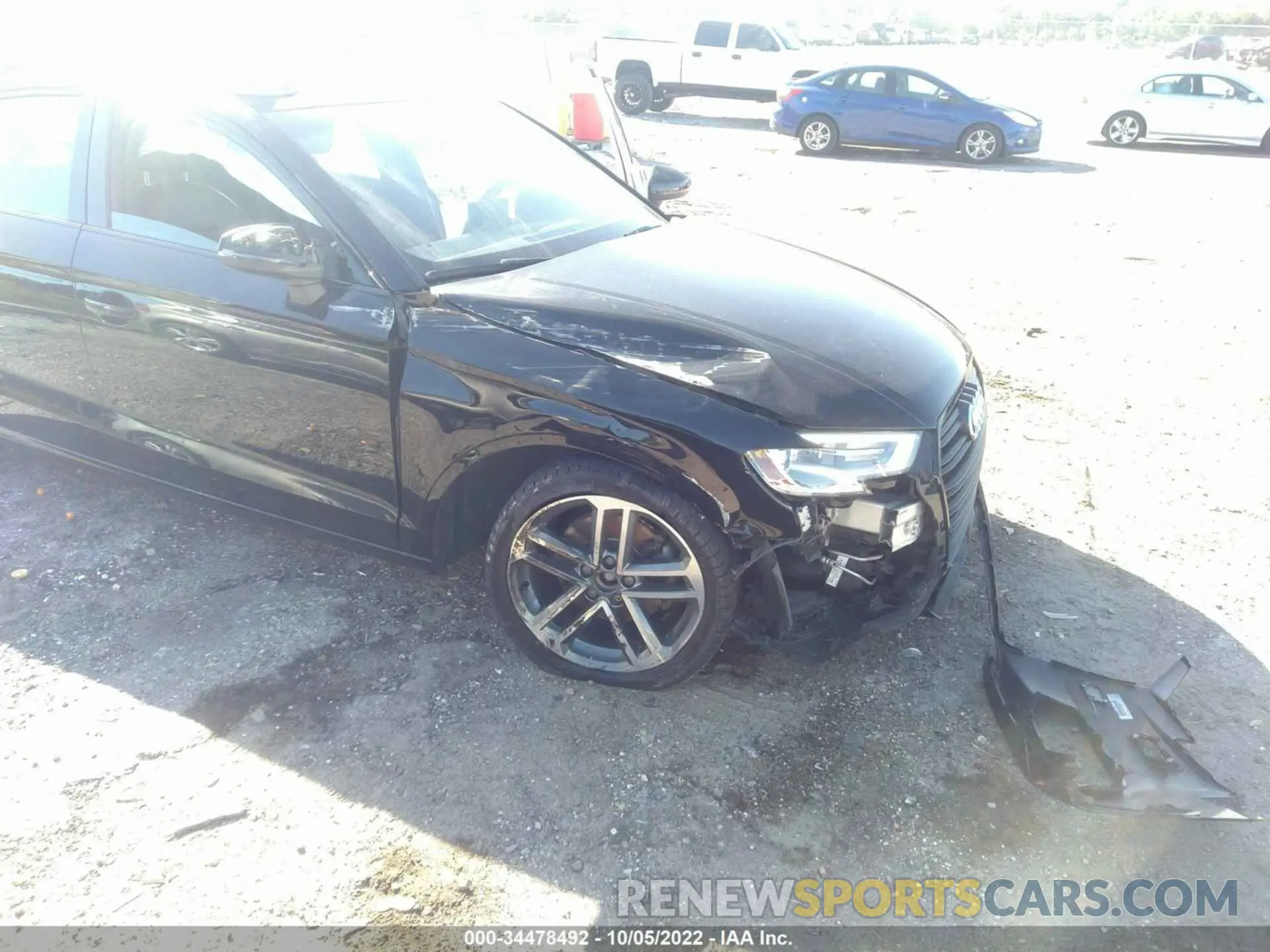 6 fotografías del automóvil dañado WAUAUGFF2KA086029 AUDI A3 SEDAN 2019