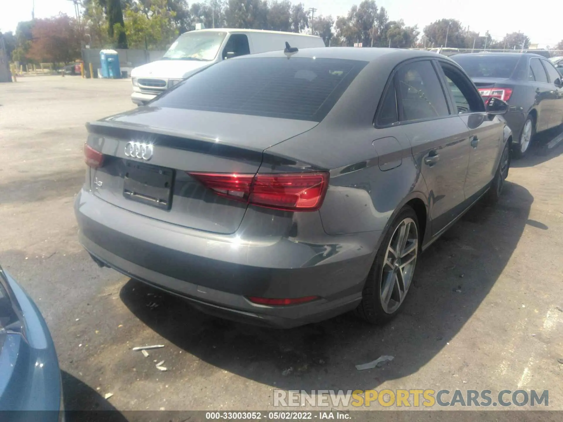 4 fotografías del automóvil dañado WAUAUGFF3KA090087 AUDI A3 SEDAN 2019