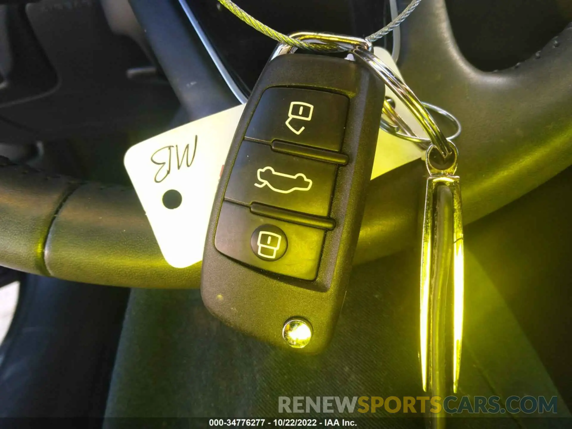 11 fotografías del automóvil dañado WAUGUGFF2K1009347 AUDI A3 SEDAN 2019