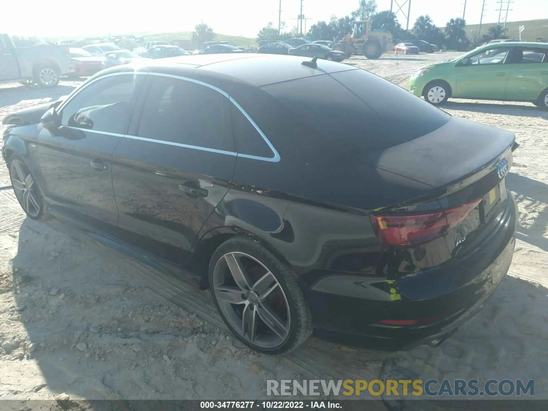 3 fotografías del automóvil dañado WAUGUGFF2K1009347 AUDI A3 SEDAN 2019