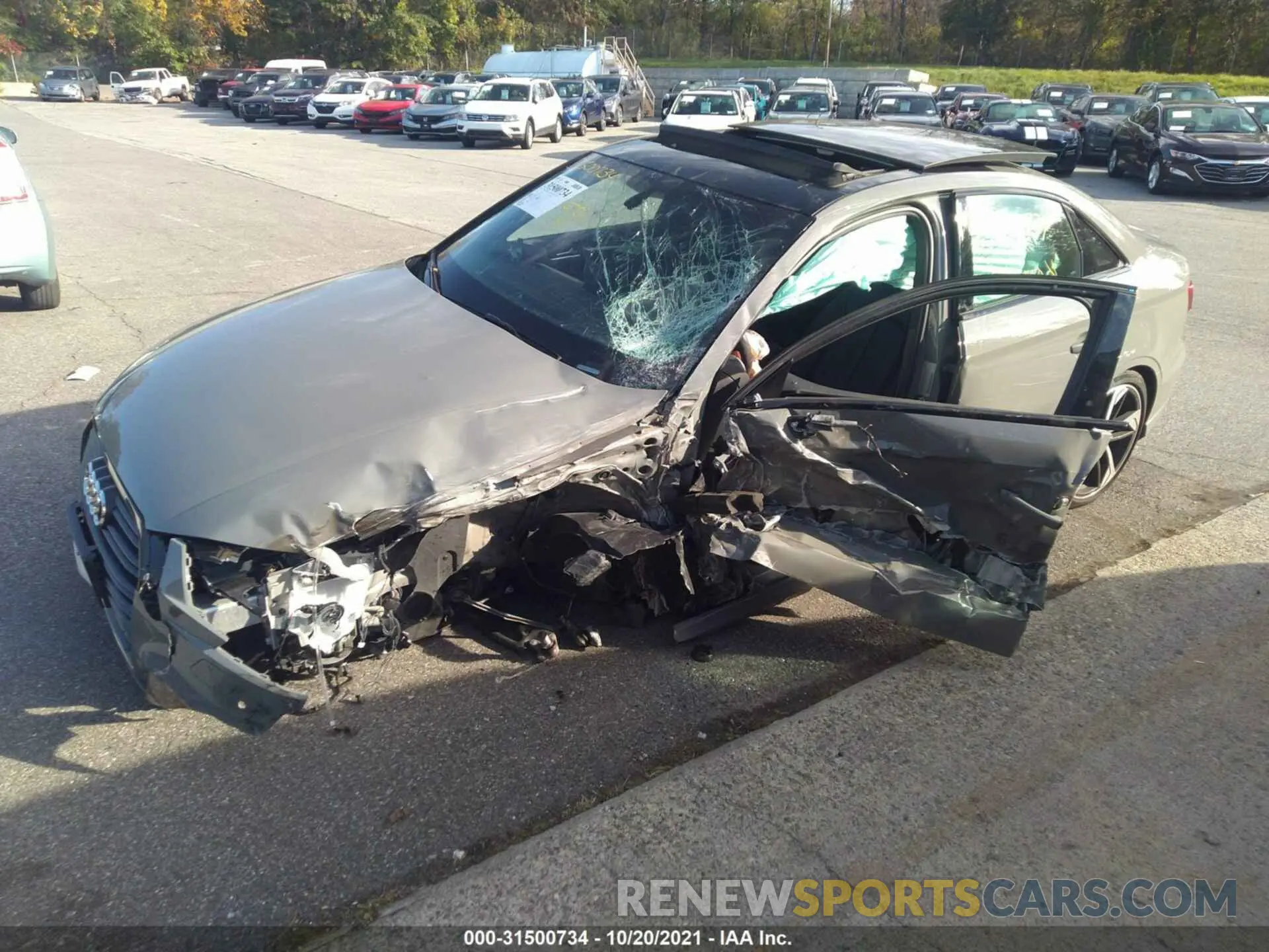 2 fotografías del automóvil dañado WAUBEGFF1LA090740 AUDI A3 SEDAN 2020