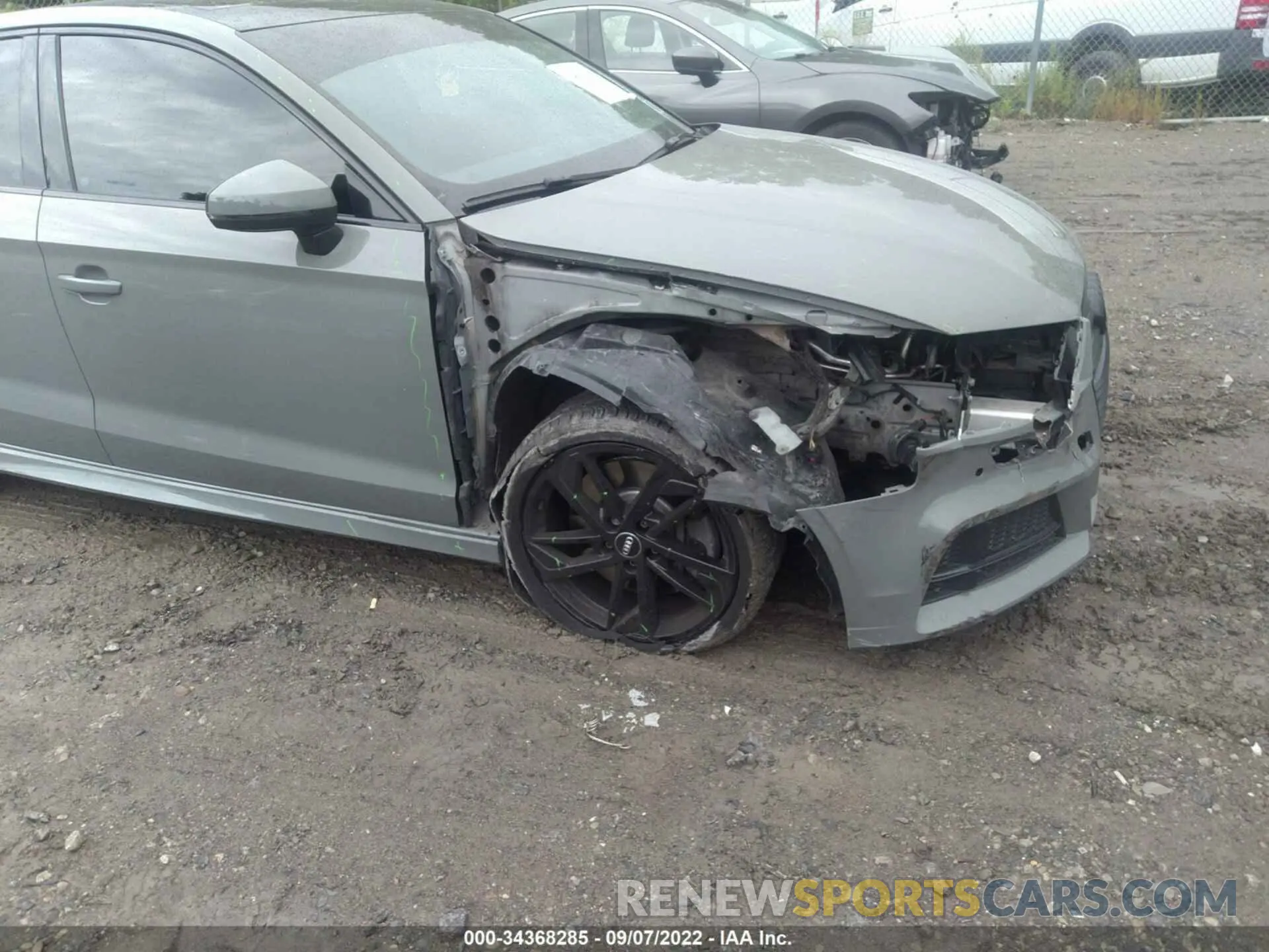 6 fotografías del automóvil dañado WAUBEGFF3LA053169 AUDI A3 SEDAN 2020