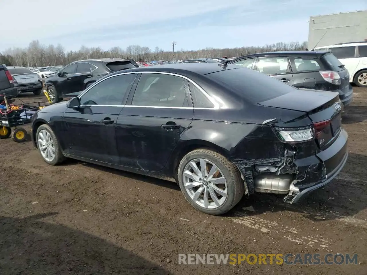 2 fotografías del automóvil dañado WAUANAF42KN012997 AUDI A4 2019