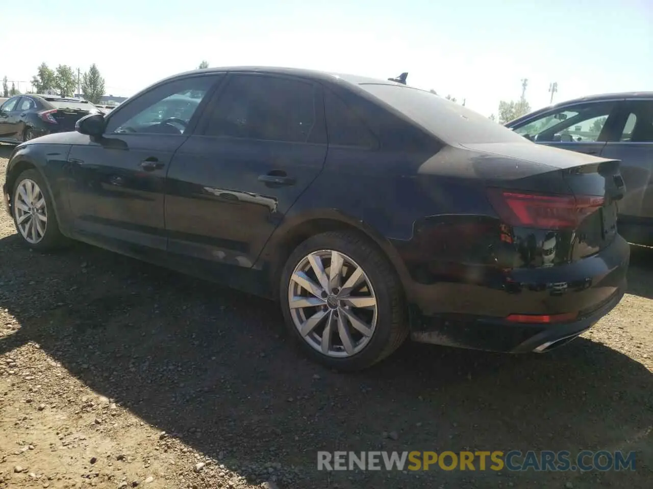 2 fotografías del automóvil dañado WAUANAF44KA054031 AUDI A4 2019