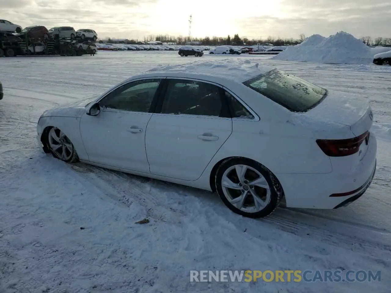 2 fotografías del automóvil dañado WAUBNAF40KN011030 AUDI A4 2019