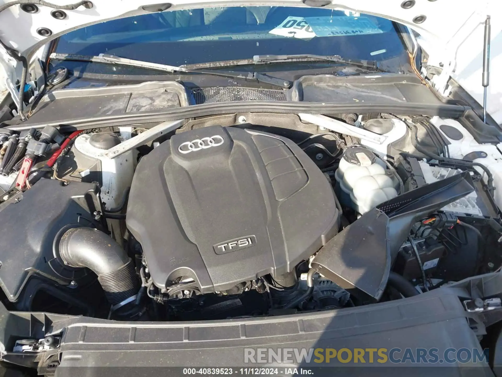 10 fotografías del automóvil dañado WAUDNAF40KA096953 AUDI A4 2019