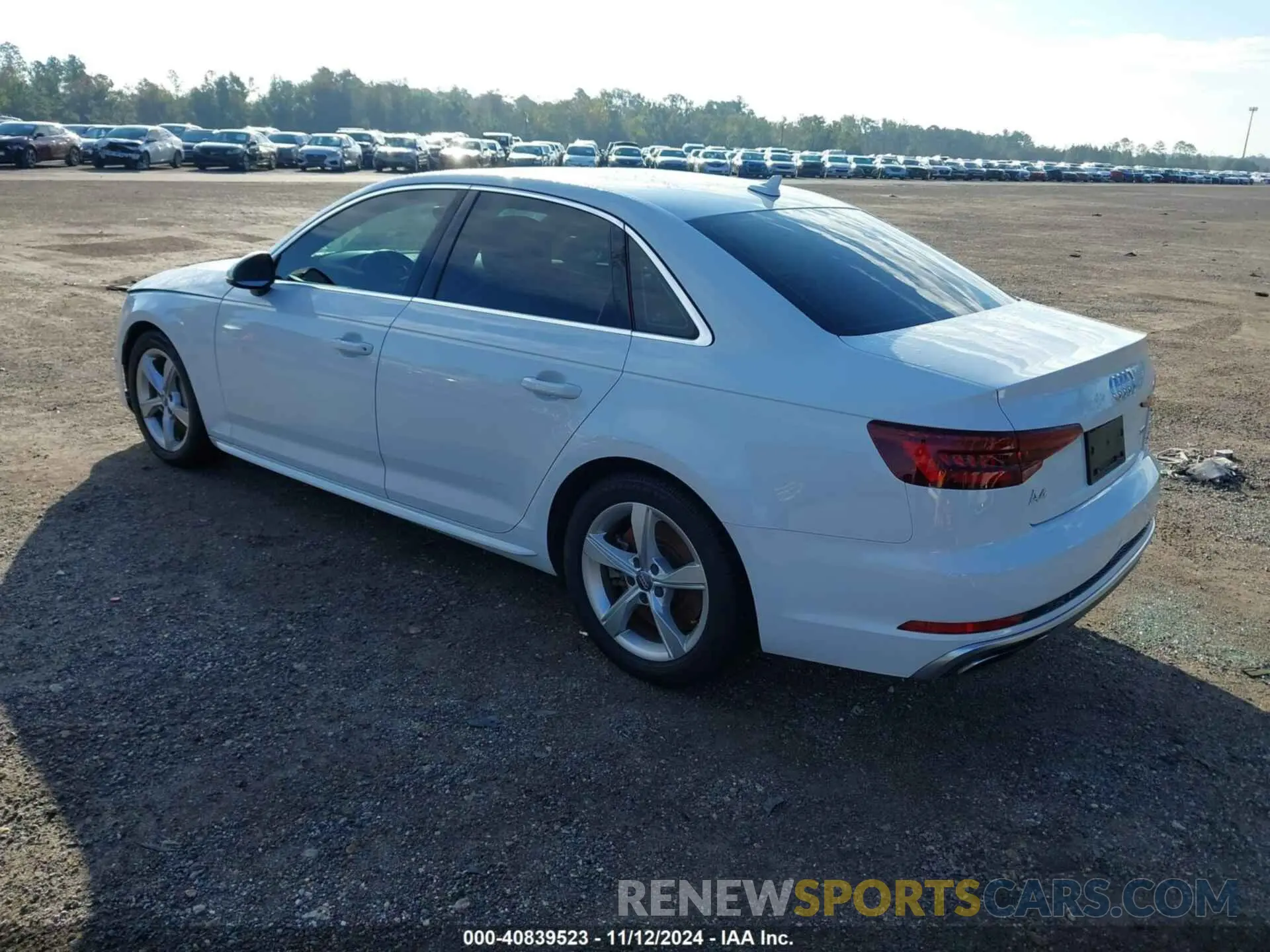 3 fotografías del automóvil dañado WAUDNAF40KA096953 AUDI A4 2019