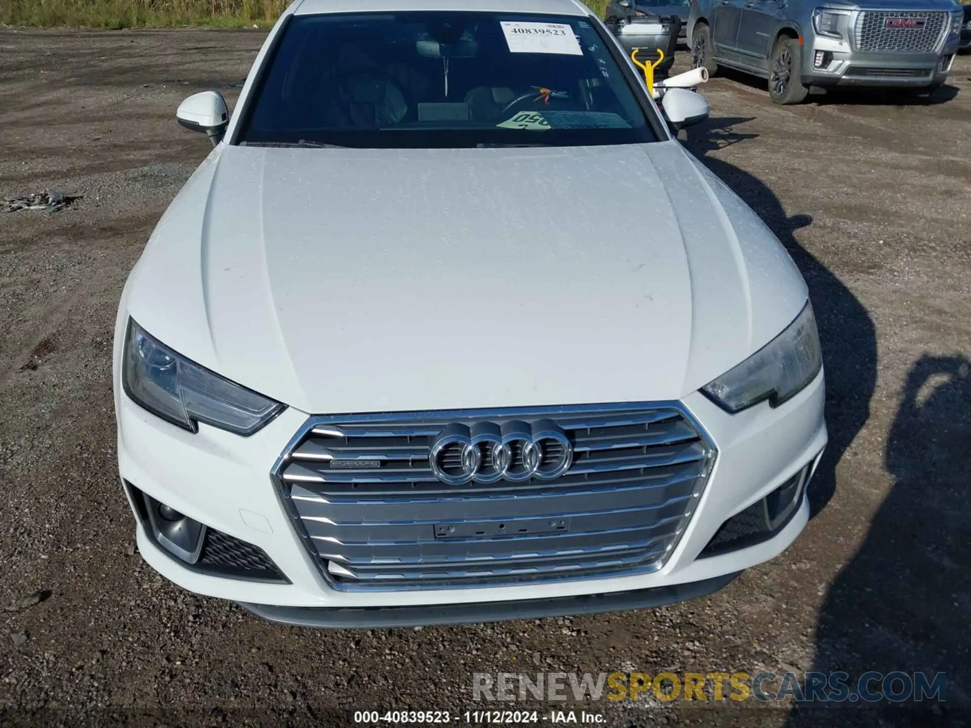 6 fotografías del automóvil dañado WAUDNAF40KA096953 AUDI A4 2019