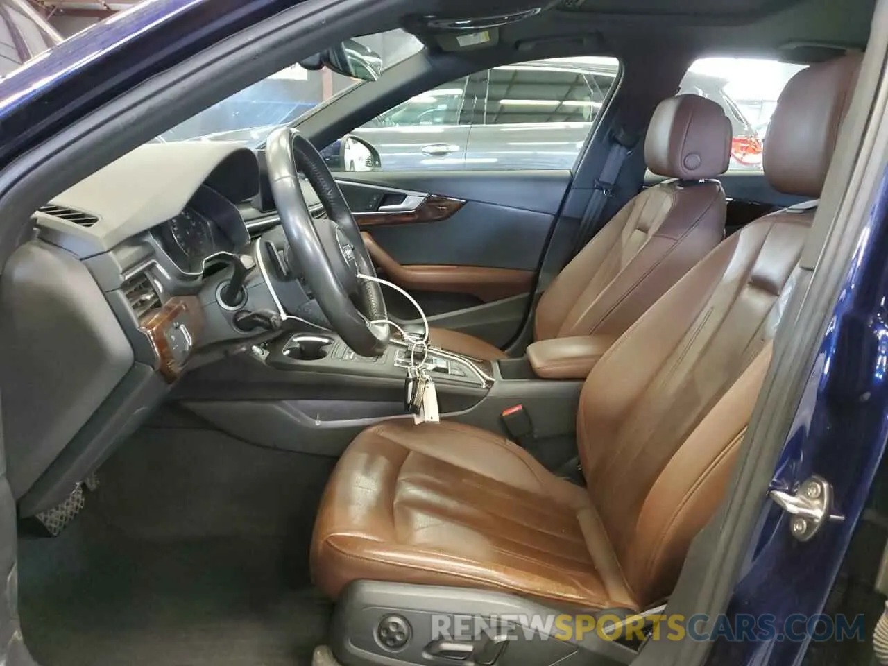 7 fotografías del automóvil dañado WAUDNAF44KA101930 AUDI A4 2019