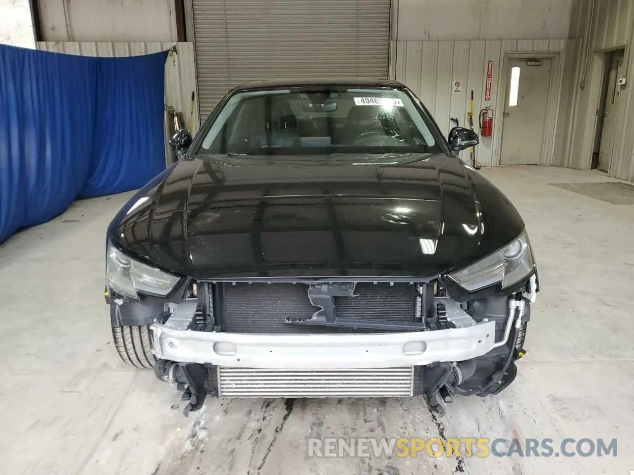 5 fotografías del automóvil dañado WAUDNAF44KN018264 AUDI A4 2019
