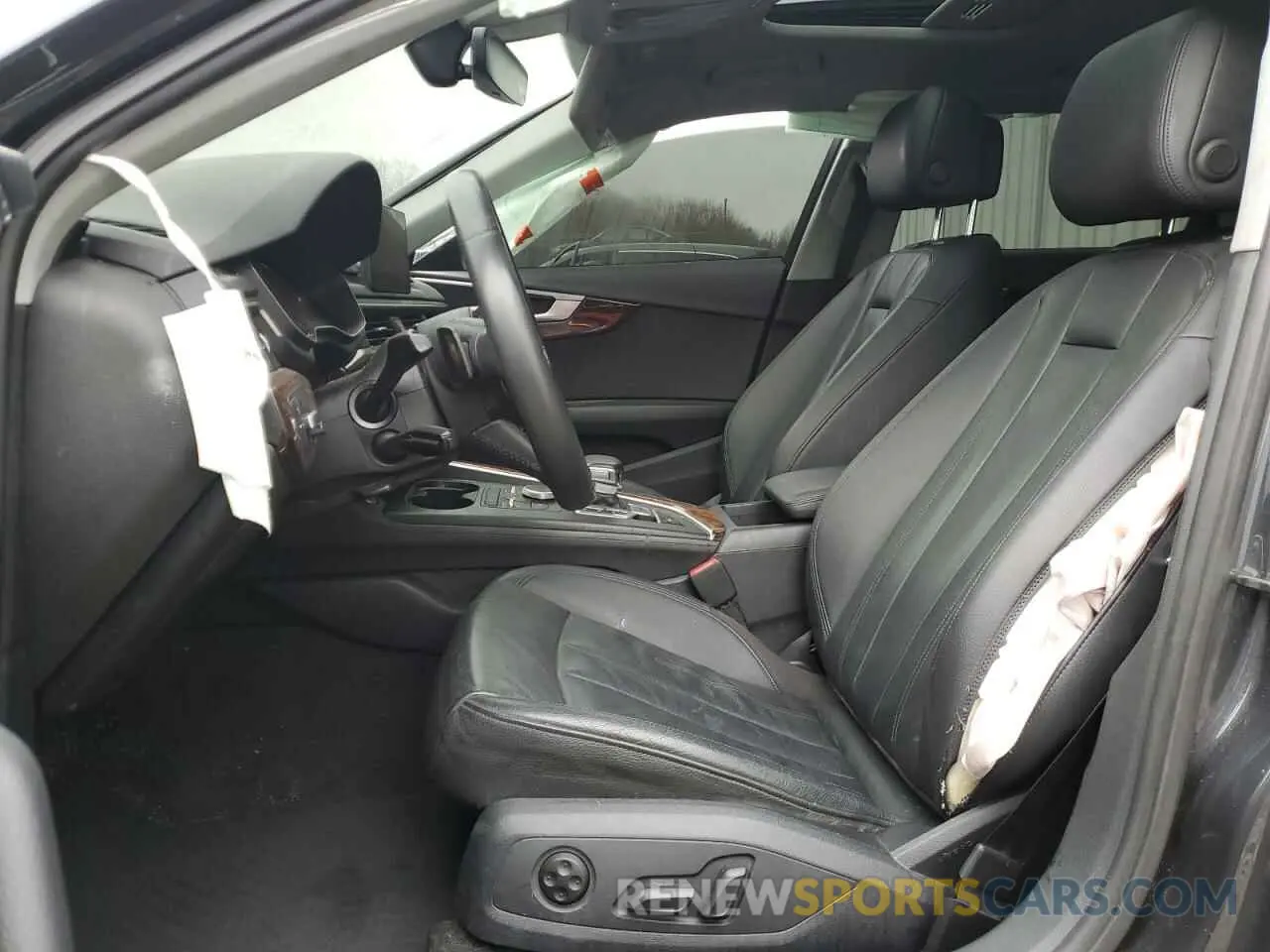 7 fotografías del automóvil dañado WAUDNAF45KA007040 AUDI A4 2019