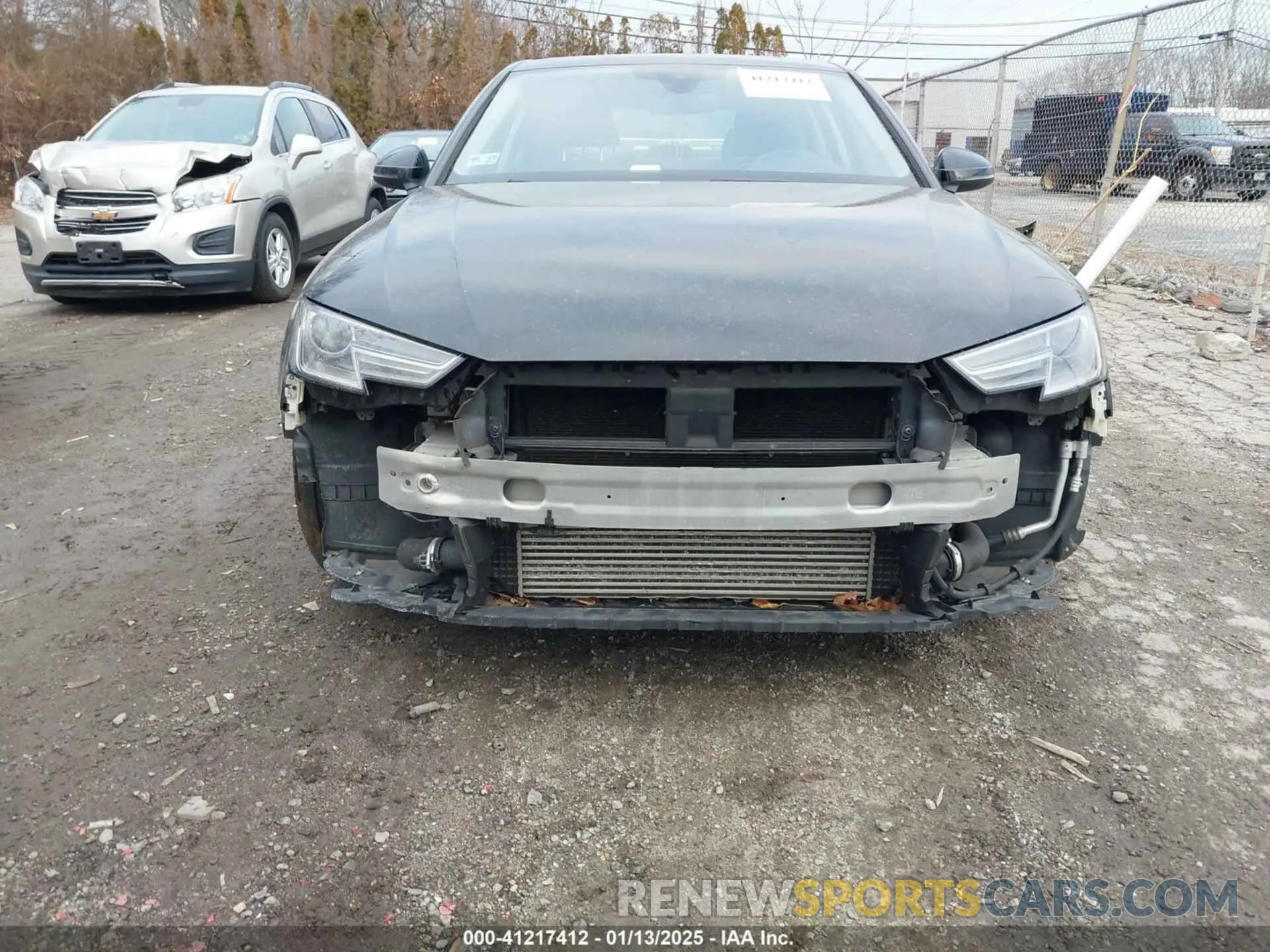 6 fotografías del automóvil dañado WAUDNAF45KA108157 AUDI A4 2019