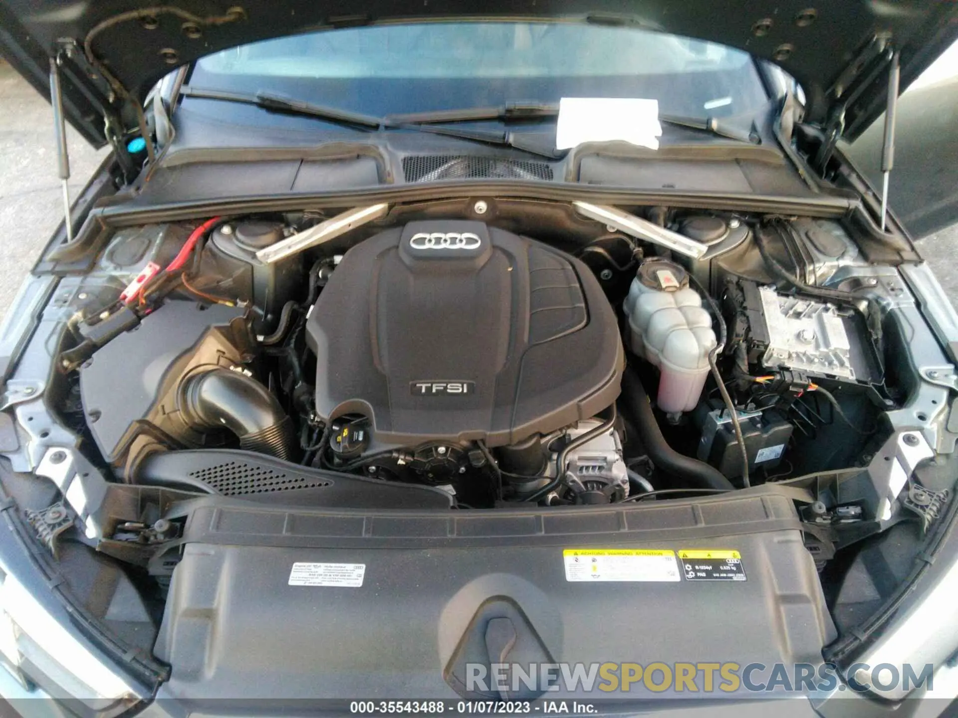 10 fotografías del automóvil dañado WAUDNAF46KN017228 AUDI A4 2019
