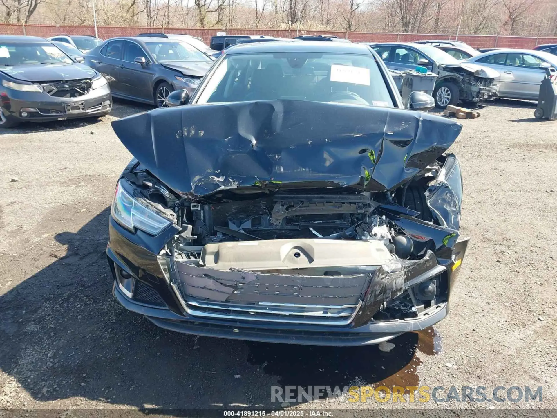 12 fotografías del automóvil dañado WAUDNAF47KA107169 AUDI A4 2019