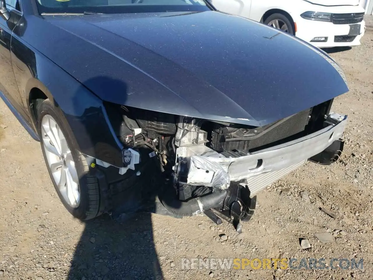 9 fotografías del automóvil dañado WAUDNAF4XKA073986 AUDI A4 2019