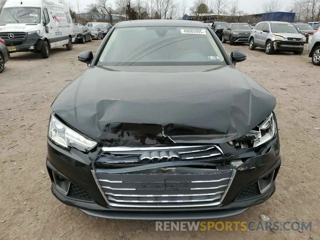 5 fotografías del automóvil dañado WAUDNAF4XKA108414 AUDI A4 2019