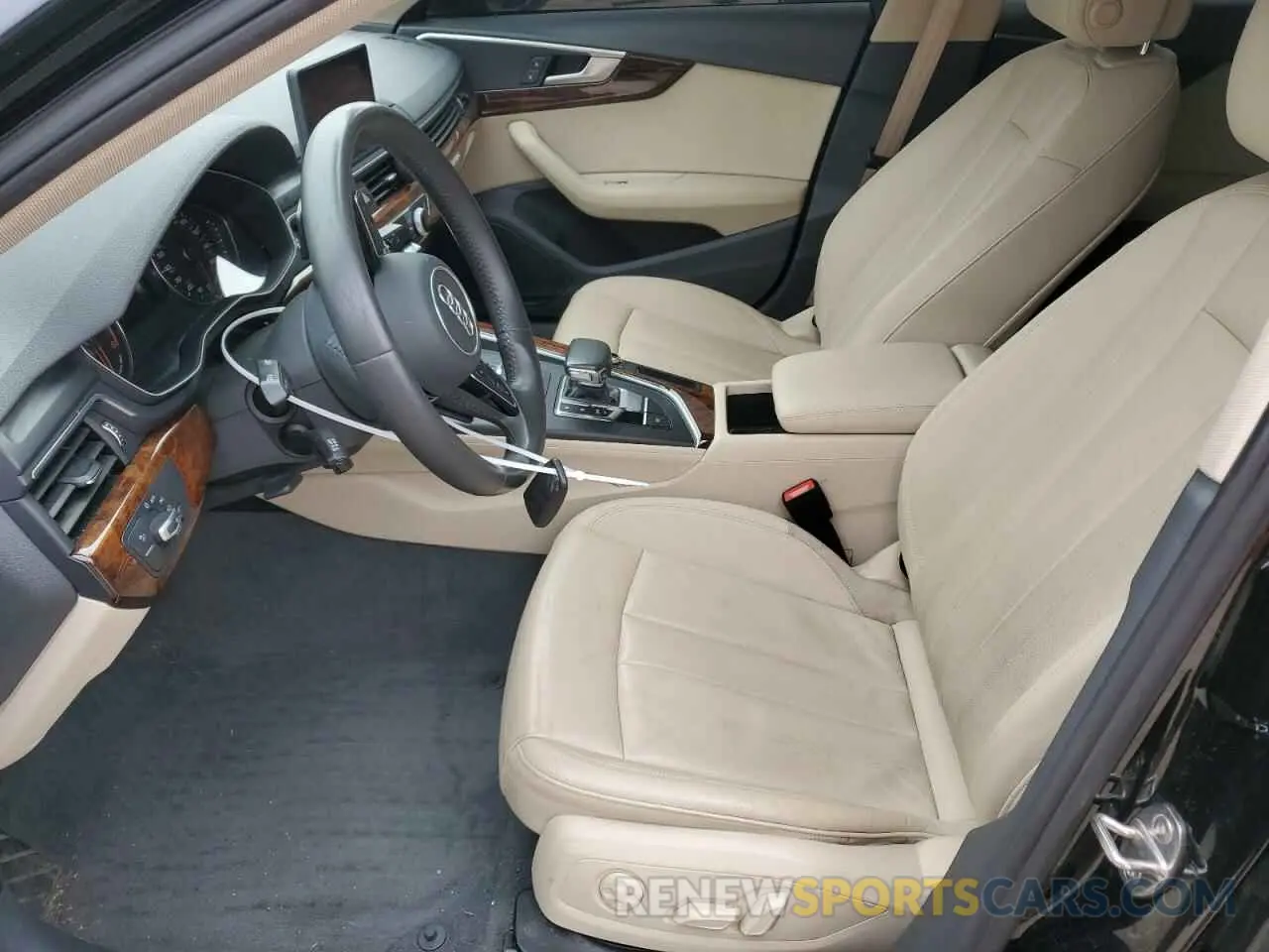 7 fotografías del automóvil dañado WAUDNAF4XKA108414 AUDI A4 2019