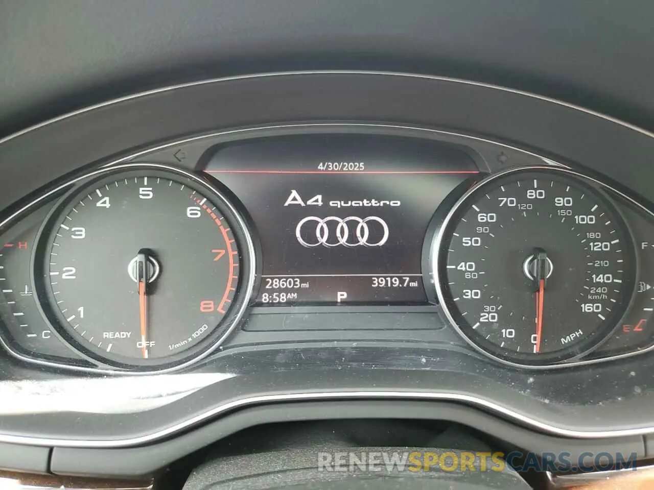 9 fotografías del automóvil dañado WAUDNAF4XKN006300 AUDI A4 2019