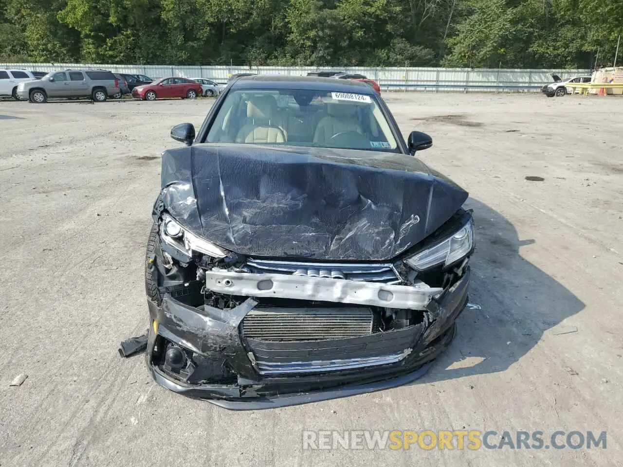 5 fotografías del automóvil dañado WAUDNAF4XKN019936 AUDI A4 2019