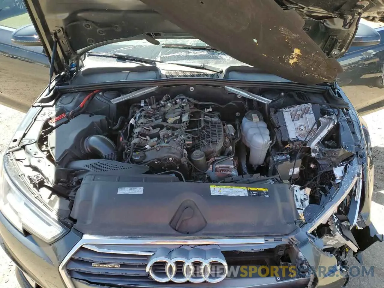 12 fotografías del automóvil dañado WAUENAF40KN015544 AUDI A4 2019