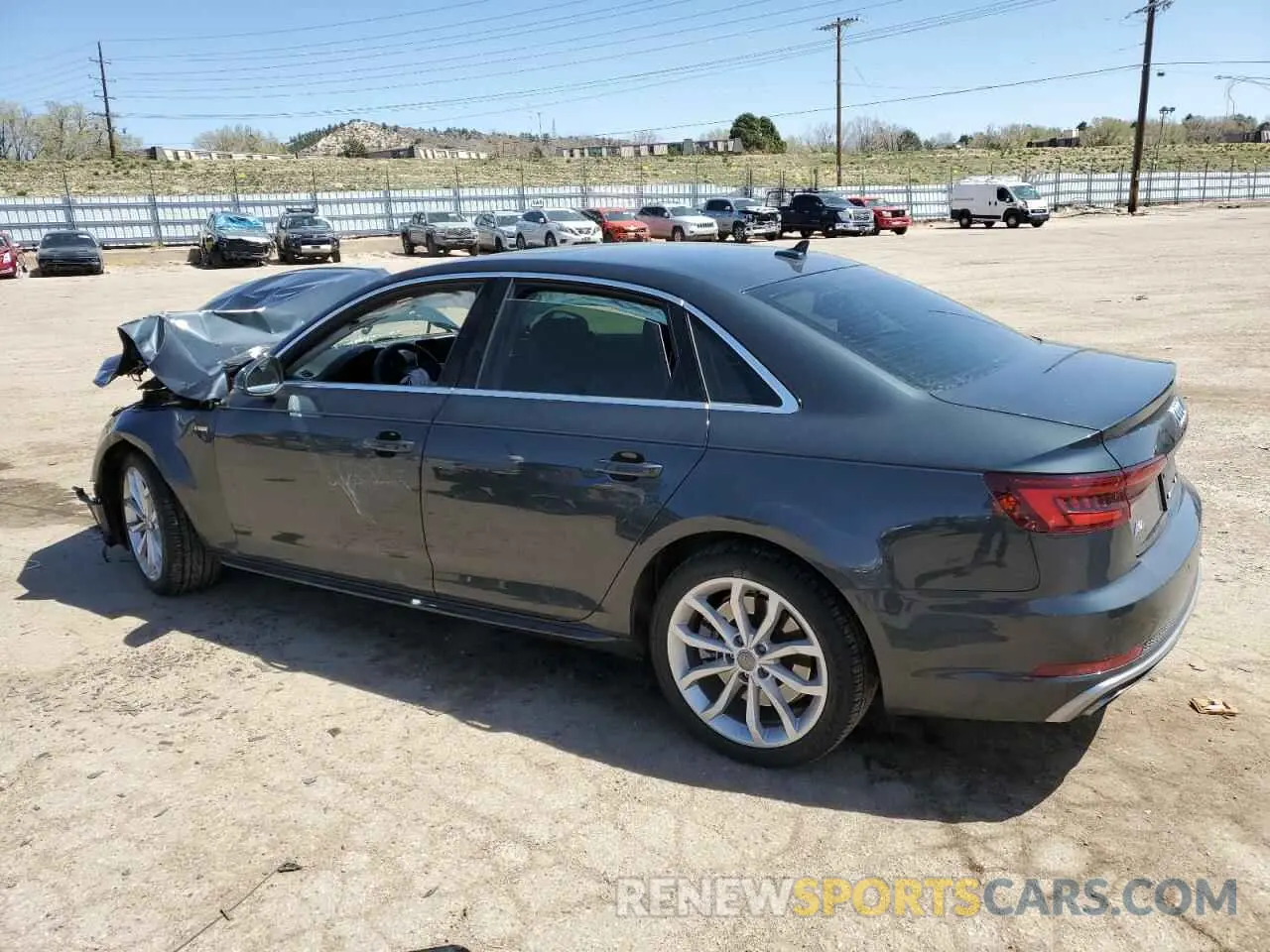 2 fotografías del automóvil dañado WAUENAF40KN015544 AUDI A4 2019