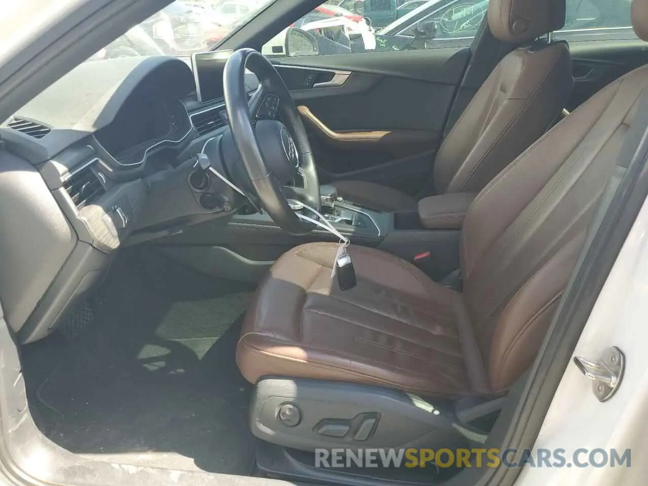 7 fotografías del automóvil dañado WAUENAF41KN007050 AUDI A4 2019