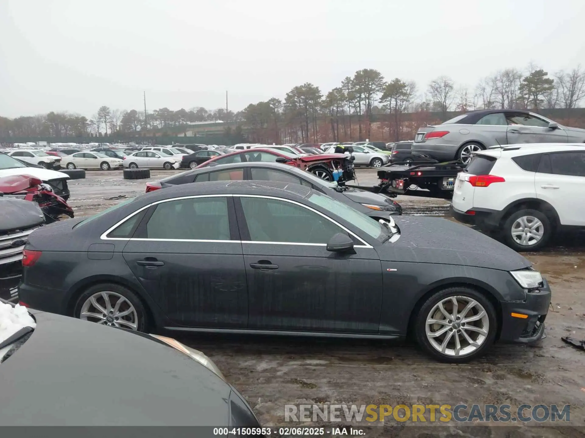 13 fotografías del automóvil dañado WAUENAF42KN012581 AUDI A4 2019