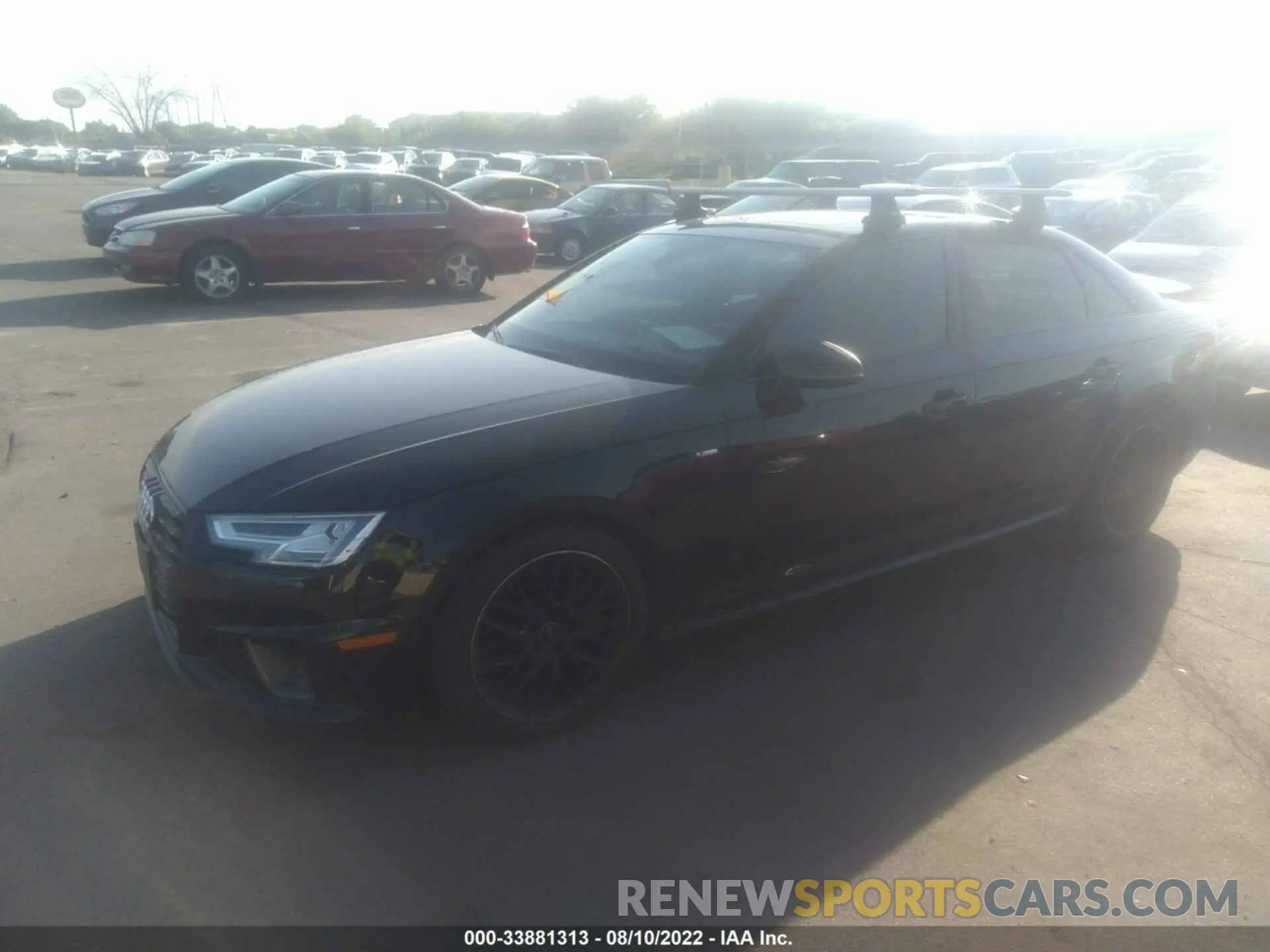 2 fotografías del automóvil dañado WAUENAF42KN018137 AUDI A4 2019