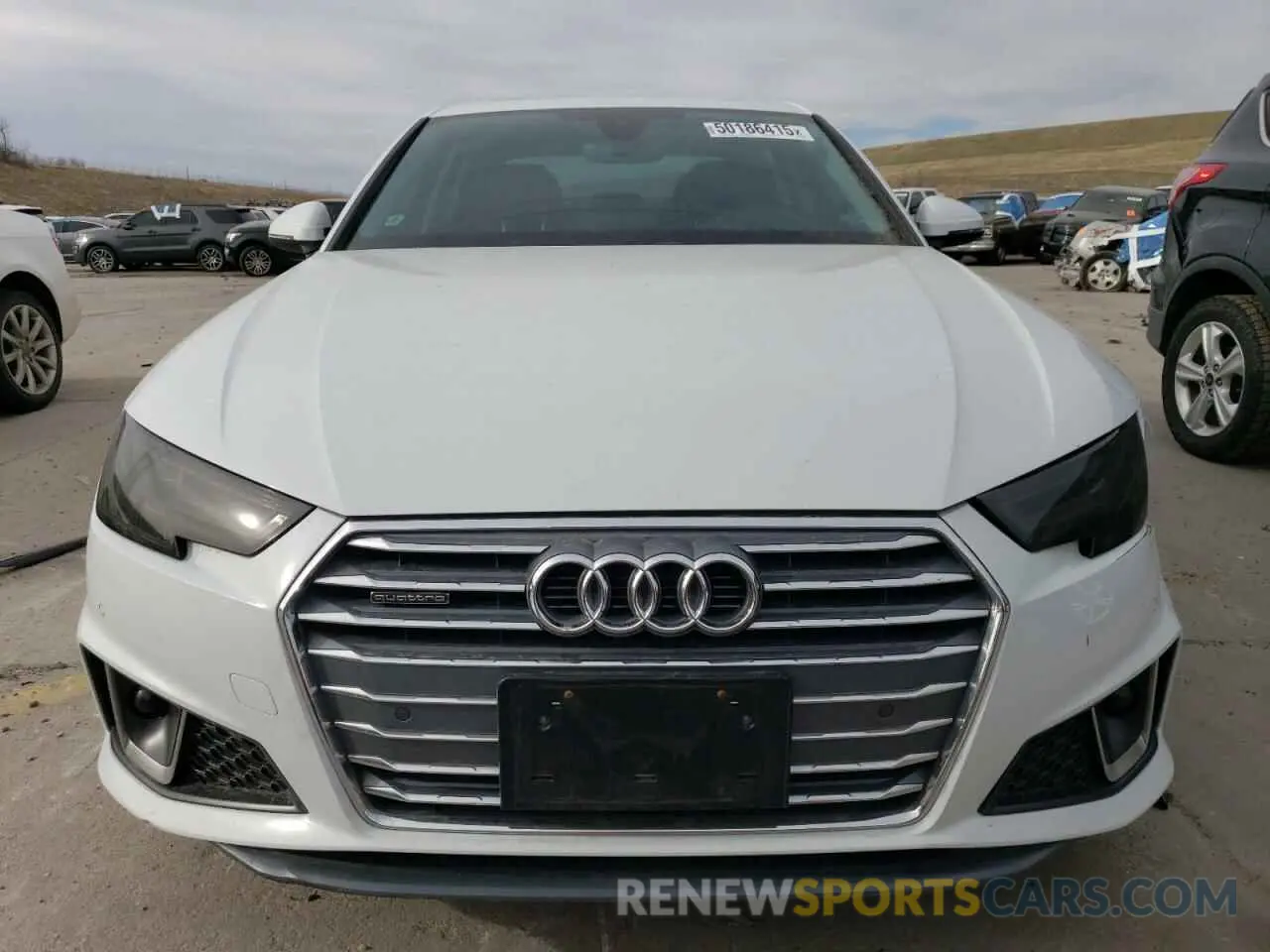 5 fotografías del automóvil dañado WAUENAF43KA037058 AUDI A4 2019