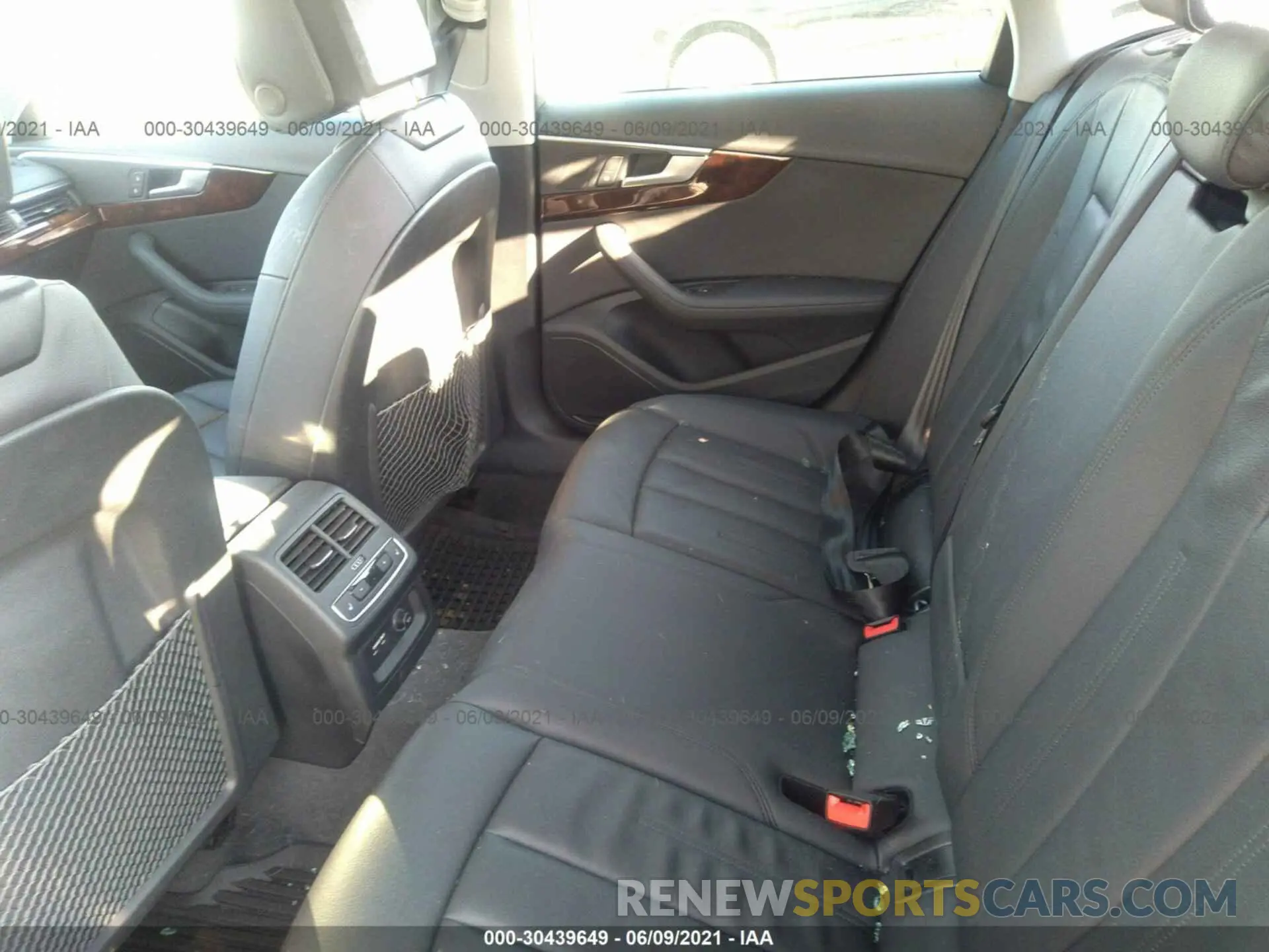 8 fotografías del automóvil dañado WAUENAF43KN002707 AUDI A4 2019