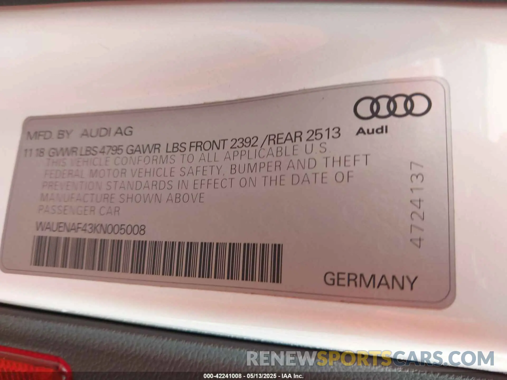 9 fotografías del automóvil dañado WAUENAF43KN005008 AUDI A4 2019