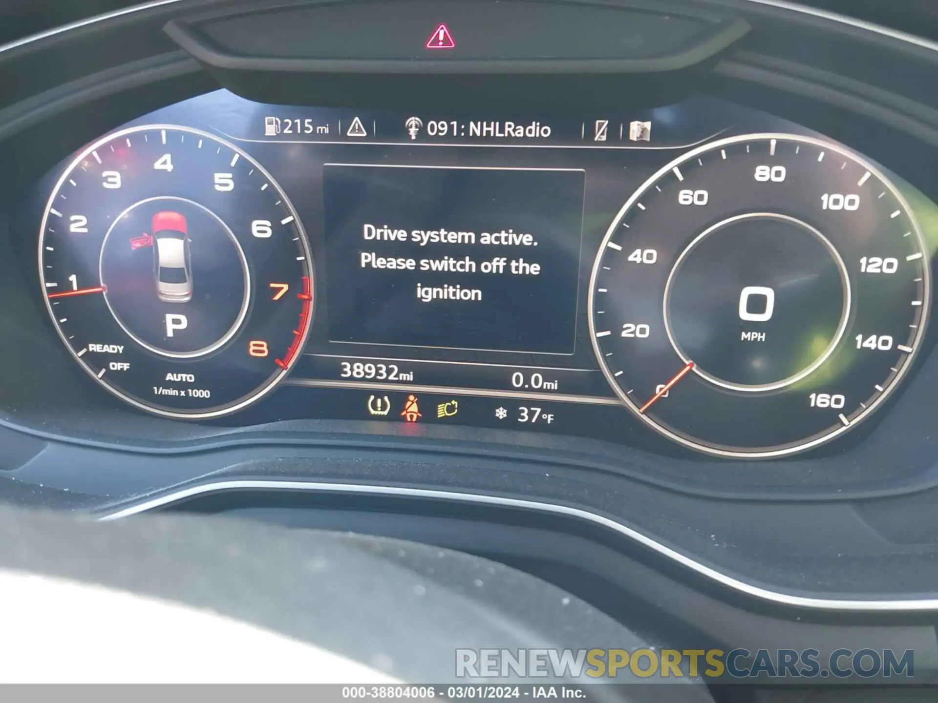 7 fotografías del automóvil dañado WAUENAF44KA070084 AUDI A4 2019