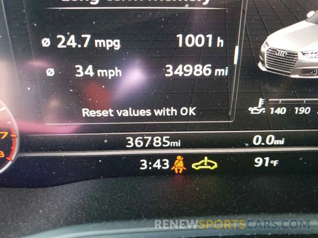8 fotografías del automóvil dañado WAUENAF44KN004353 AUDI A4 2019
