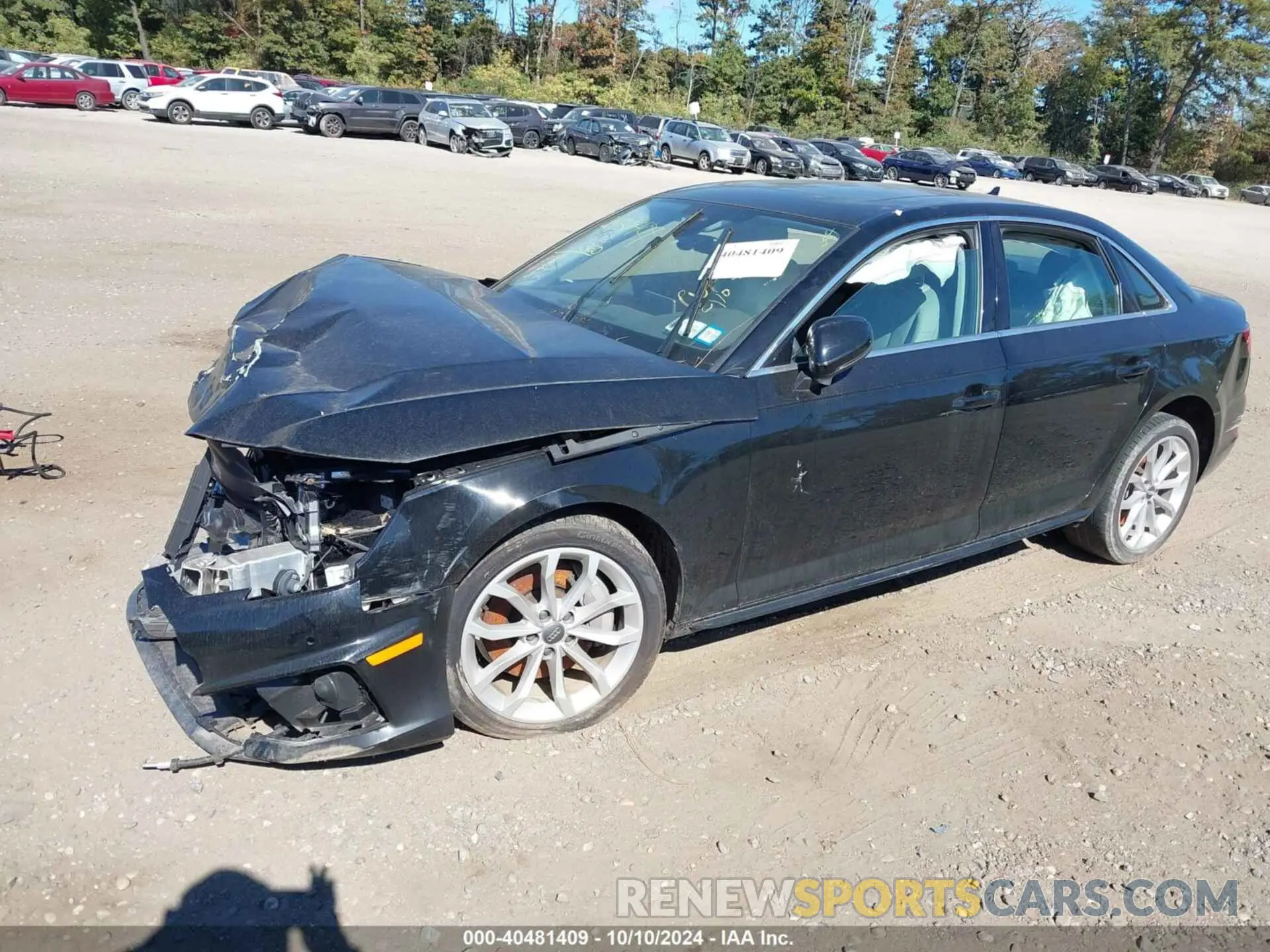 2 fotografías del automóvil dañado WAUENAF44KN016048 AUDI A4 2019