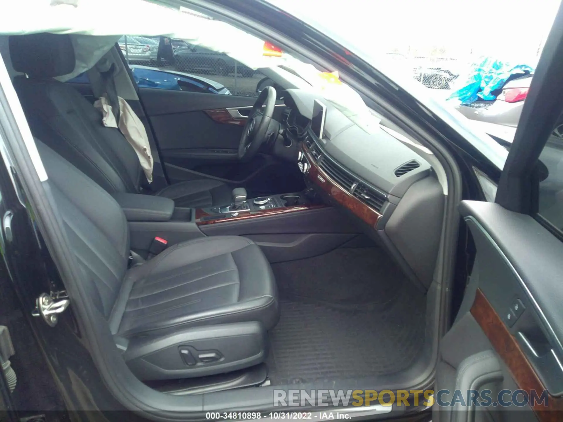 5 fotografías del automóvil dañado WAUENAF45KA106820 AUDI A4 2019