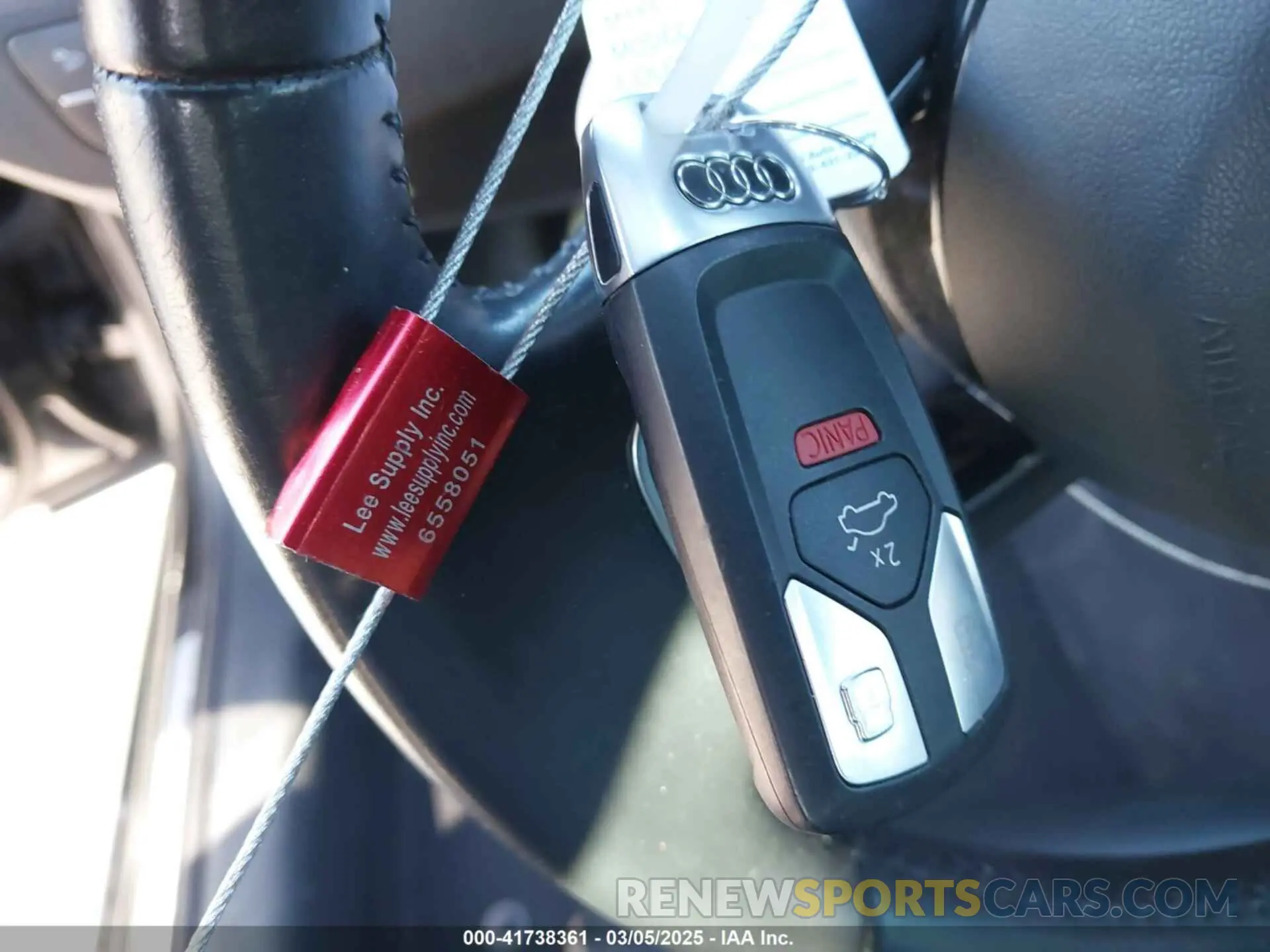11 fotografías del automóvil dañado WAUENAF46KA035160 AUDI A4 2019