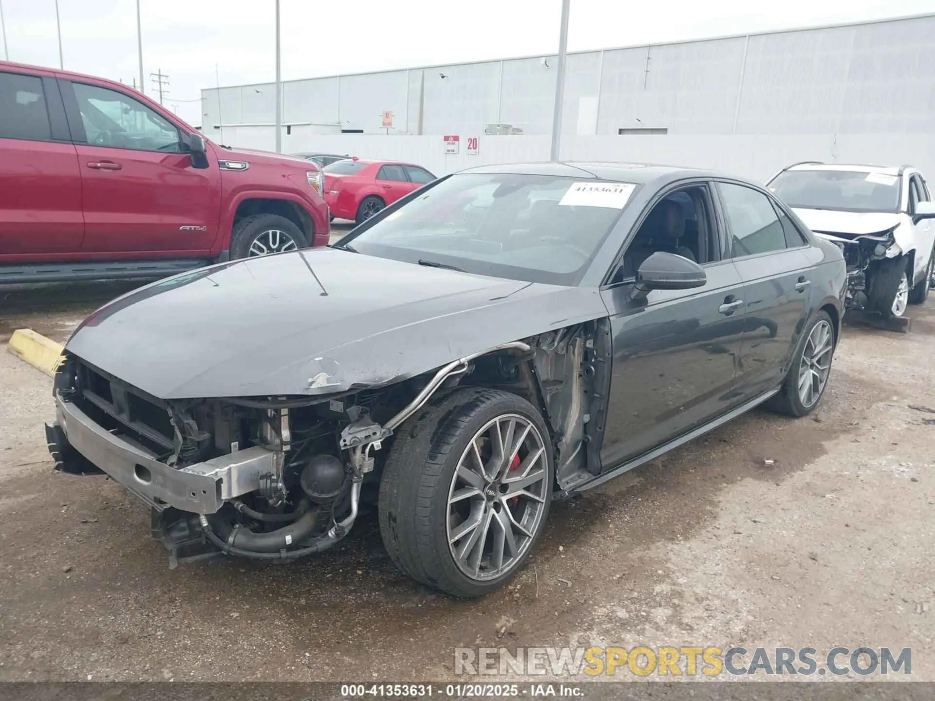 2 fotografías del automóvil dañado WAUENAF46KA075819 AUDI A4 2019