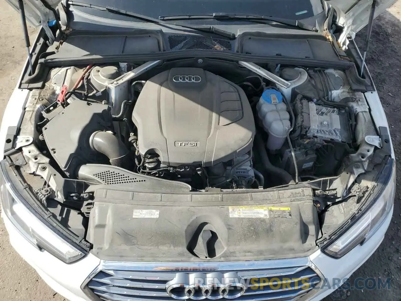 11 fotografías del automóvil dañado WAUENAF47KA007531 AUDI A4 2019