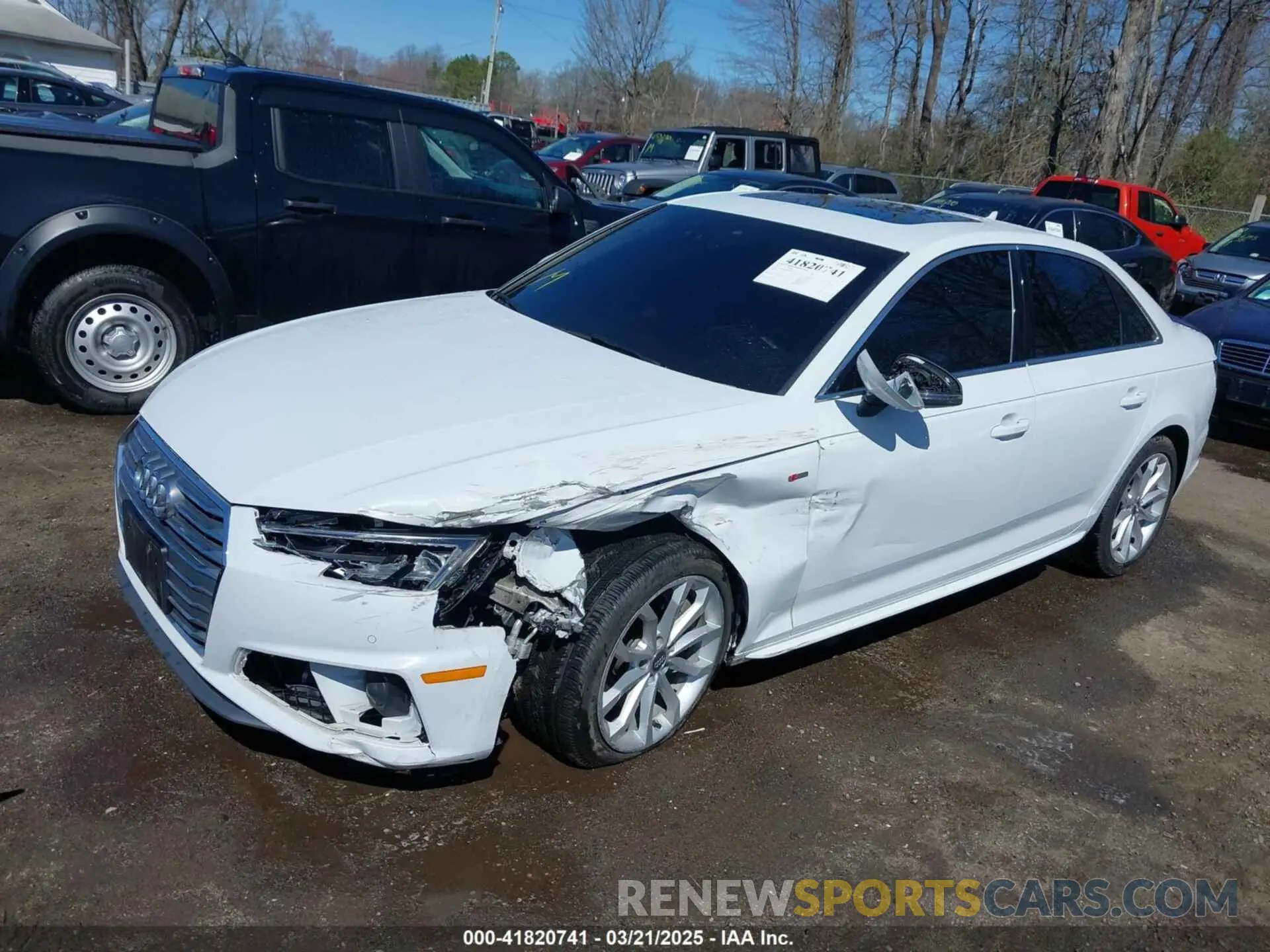 2 fotografías del automóvil dañado WAUENAF48KA020546 AUDI A4 2019