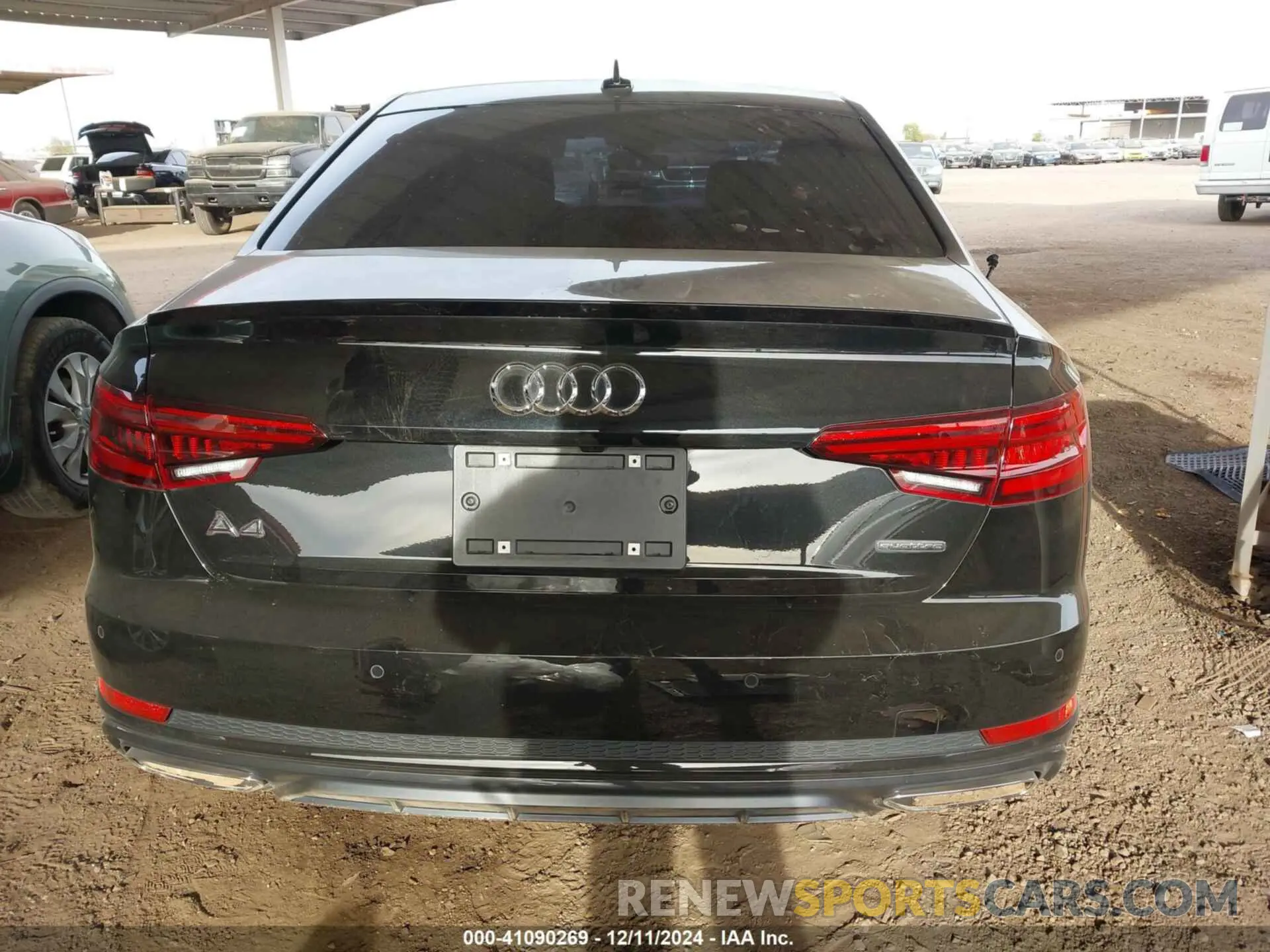 17 fotografías del automóvil dañado WAUENAF49KA048291 AUDI A4 2019