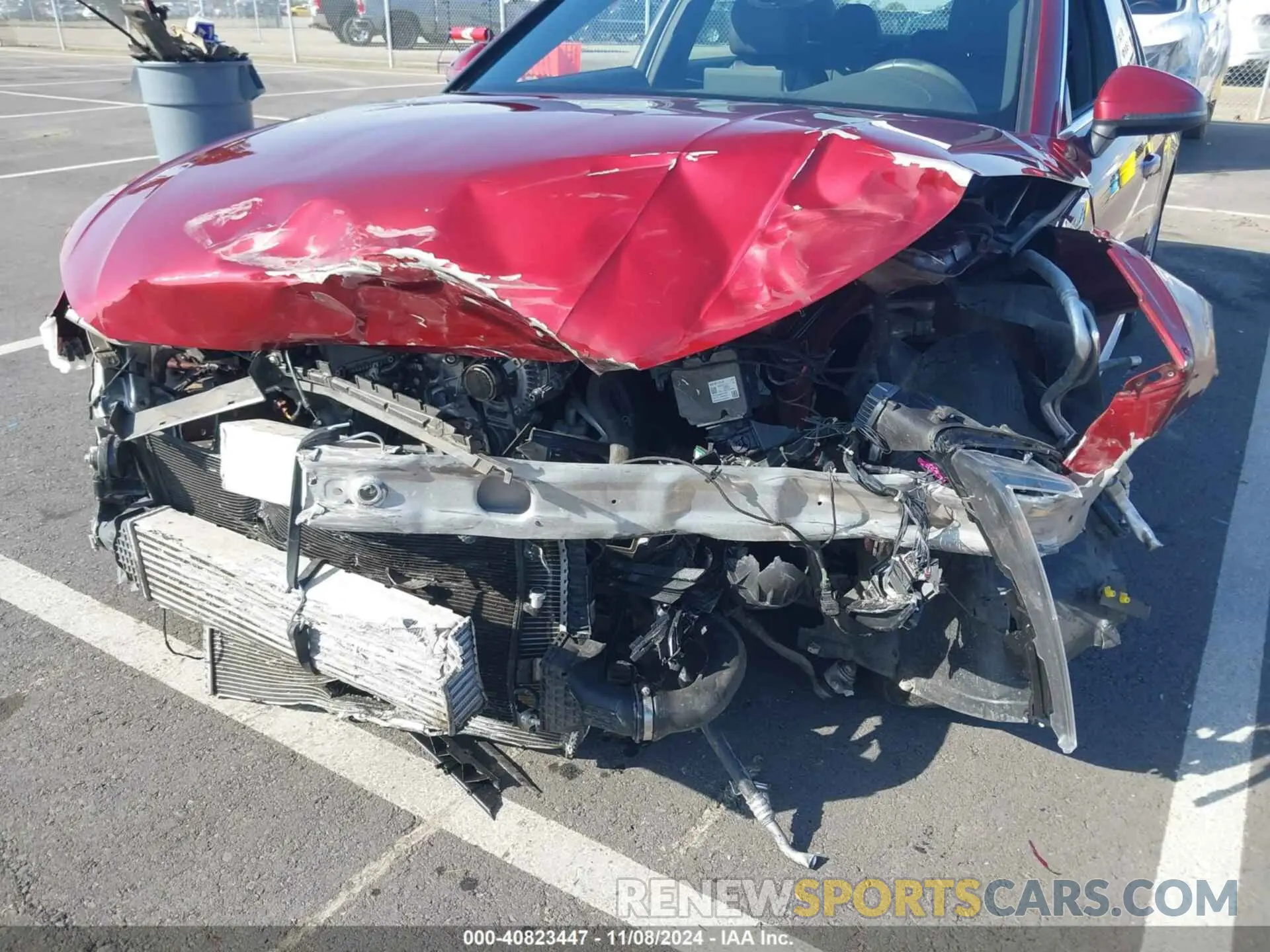 6 fotografías del automóvil dañado WAUENAF49KA050526 AUDI A4 2019