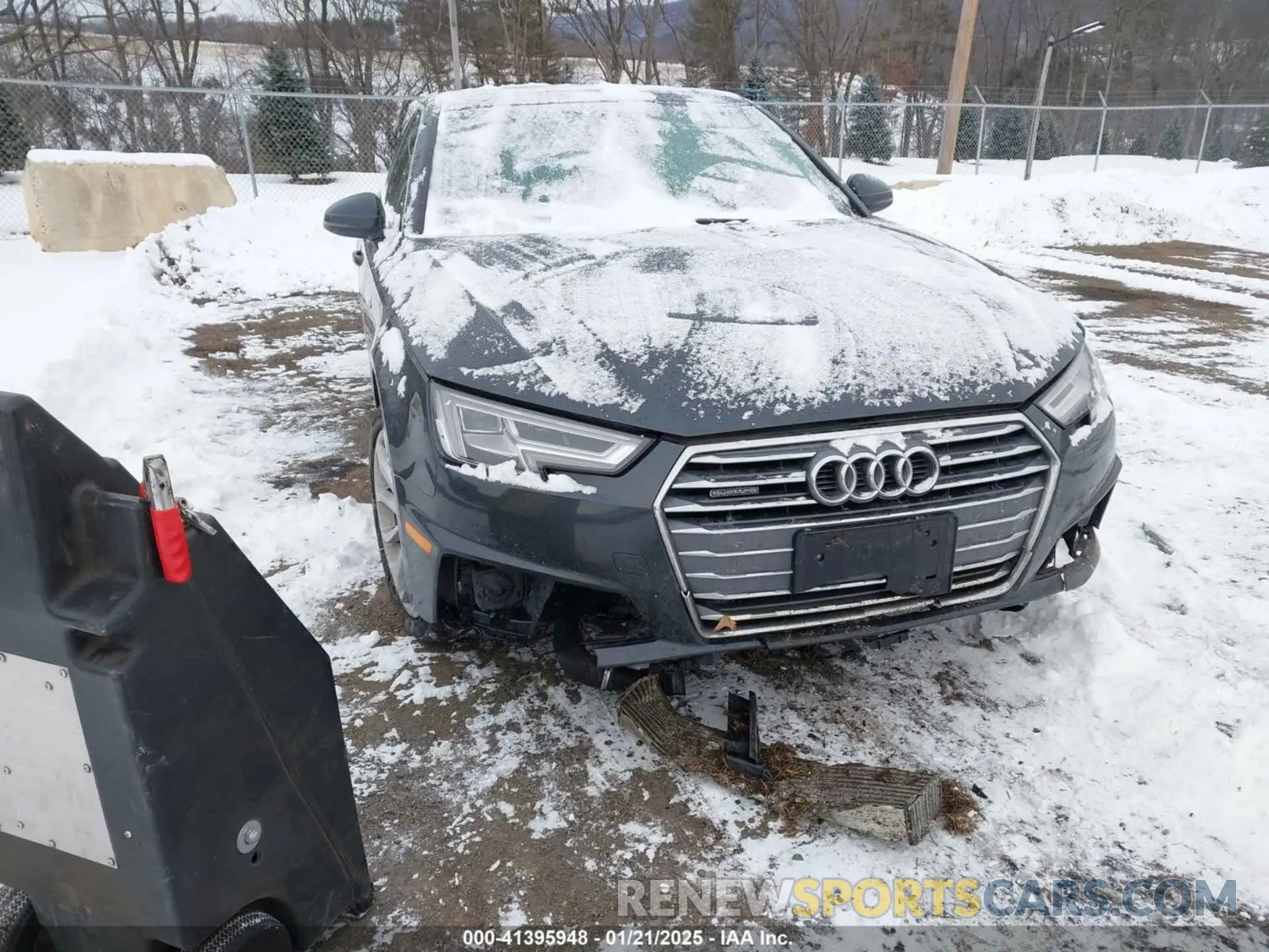 6 fotografías del automóvil dañado WAUENAF49KN004543 AUDI A4 2019