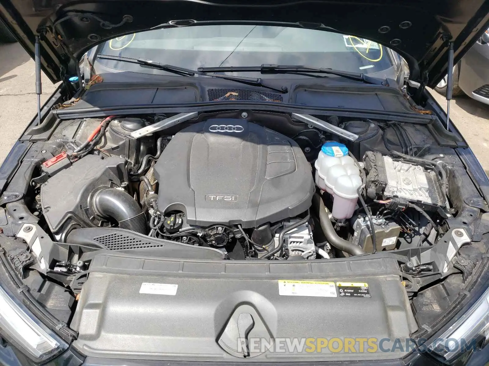 7 fotografías del automóvil dañado WAUENAF4XKA013842 AUDI A4 2019