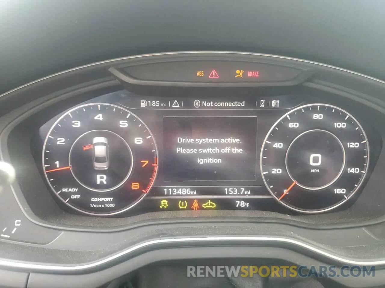 9 fotografías del automóvil dañado WAUENAF4XKA035436 AUDI A4 2019