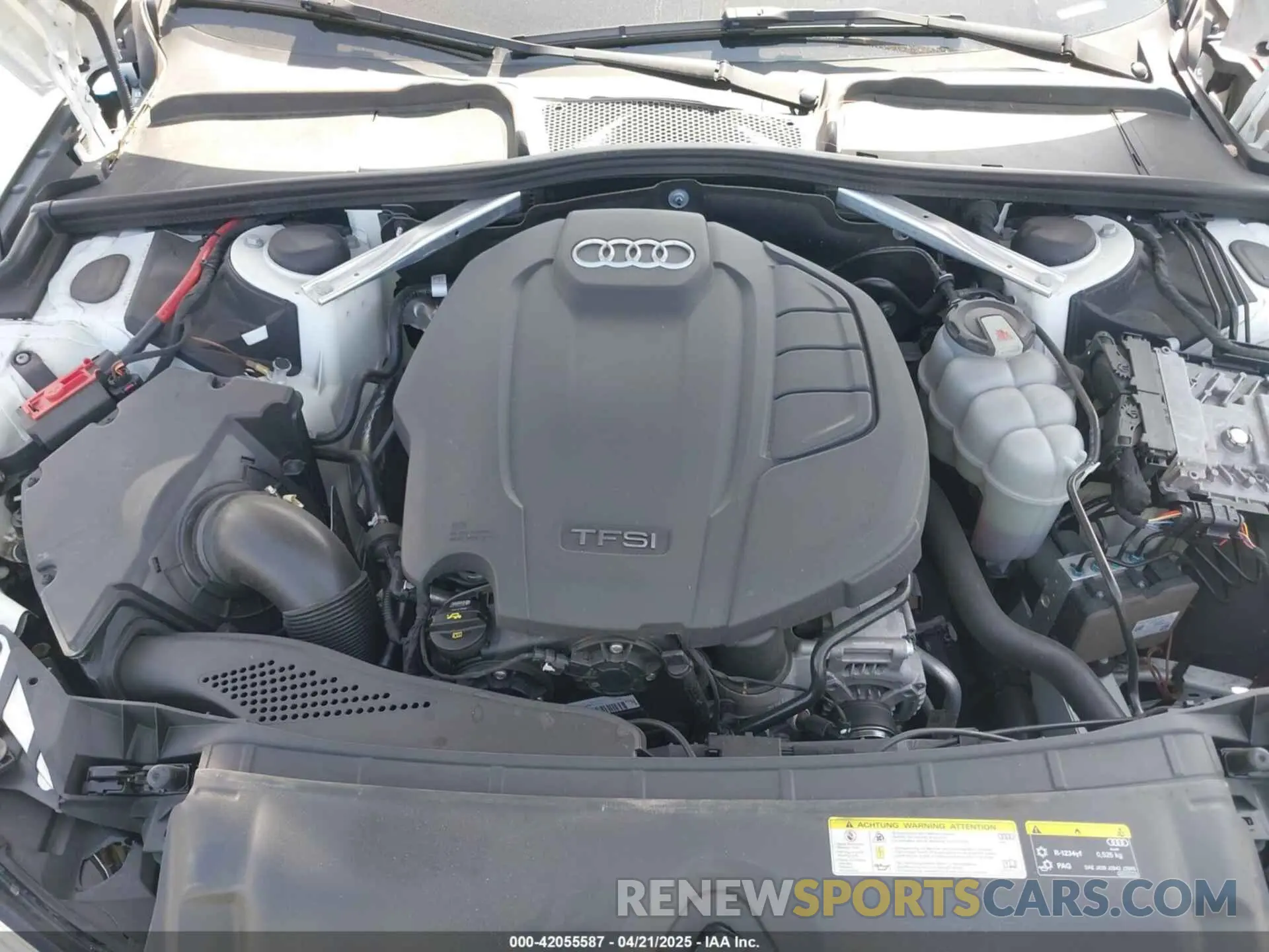 10 fotografías del automóvil dañado WAUENAF4XKN013929 AUDI A4 2019