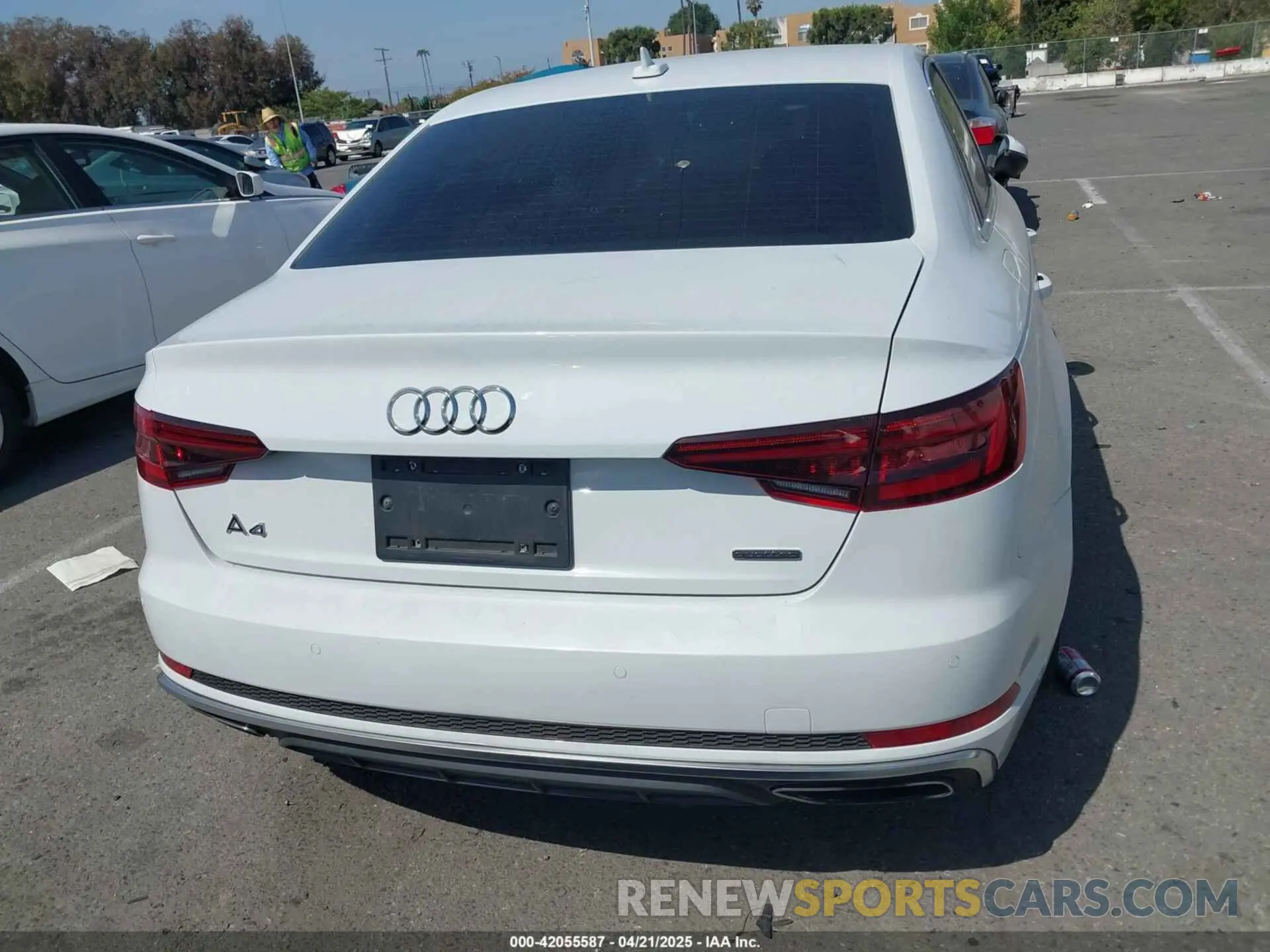 16 fotografías del automóvil dañado WAUENAF4XKN013929 AUDI A4 2019