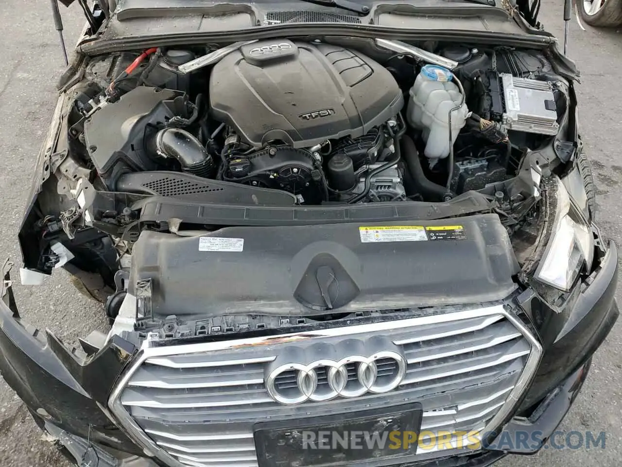 12 fotografías del automóvil dañado WAUGMAF40KN004667 AUDI A4 2019